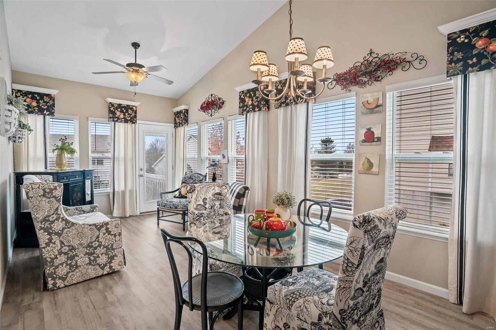 Est At Legacy Pointe #1 - Residential