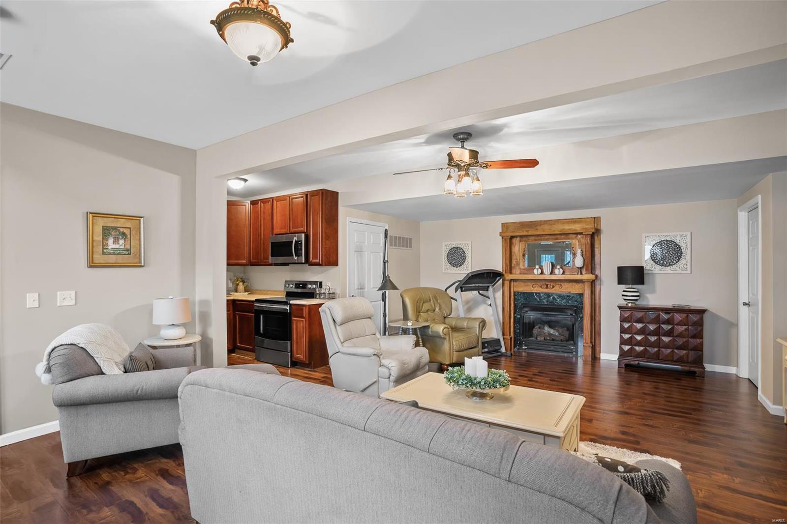 Est At Legacy Pointe #1 - Residential