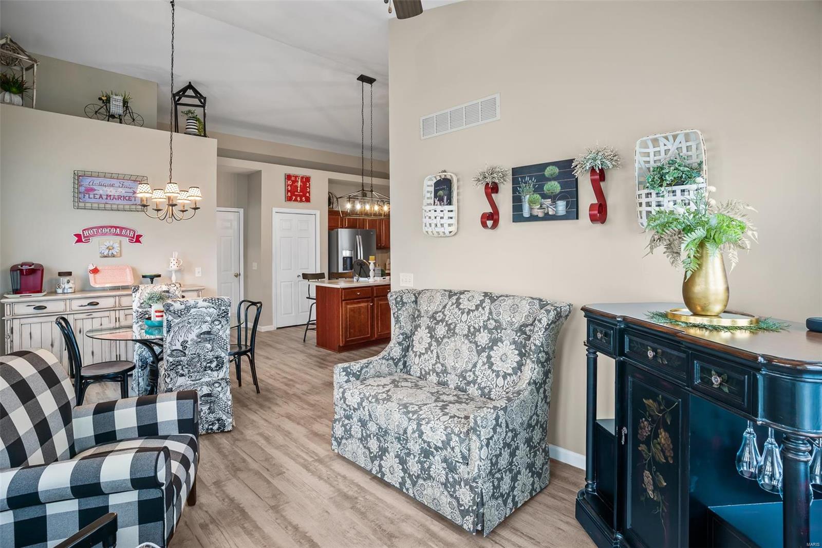 Est At Legacy Pointe #1 - Residential