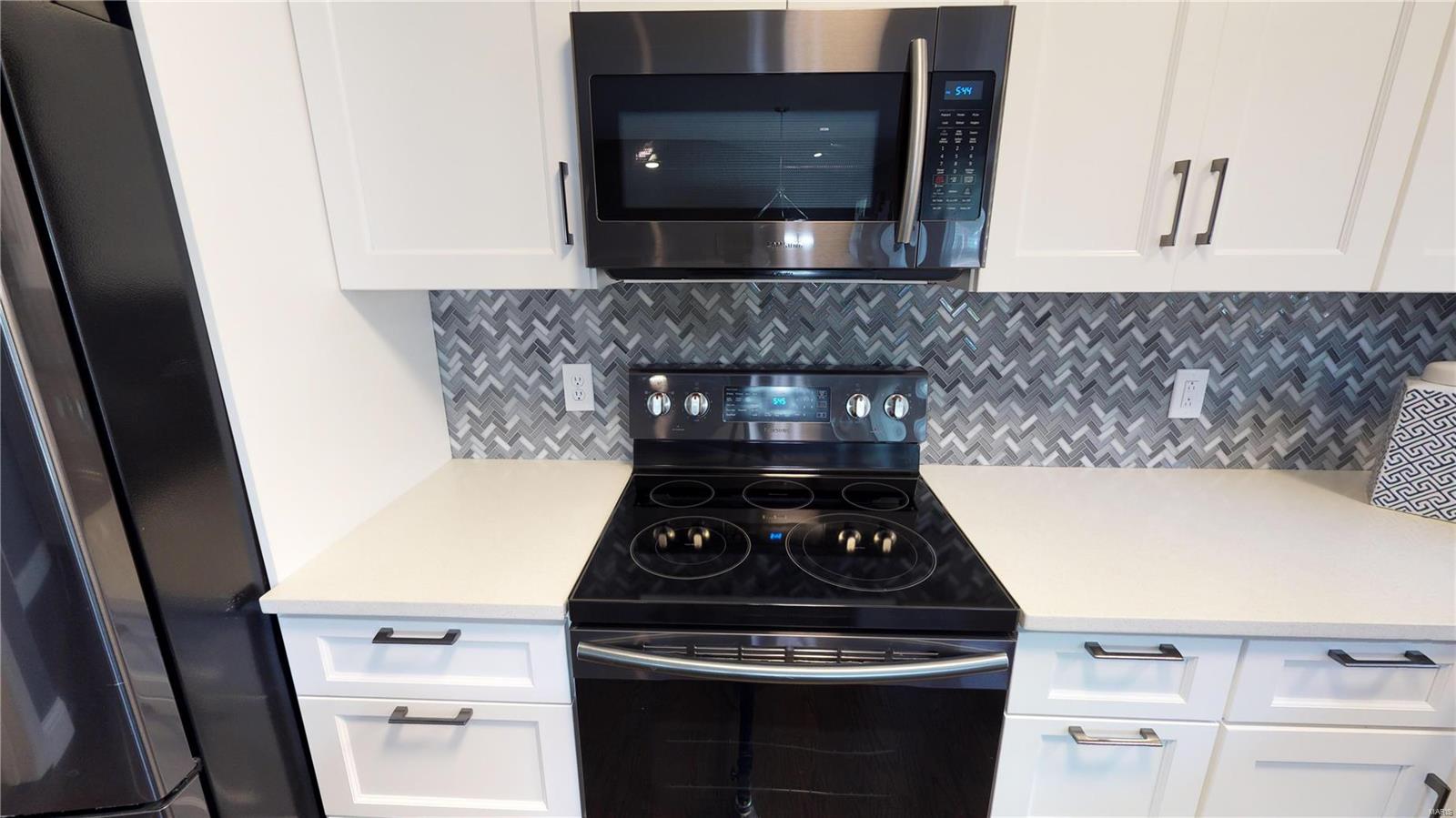 Reddington Oaks - Residential