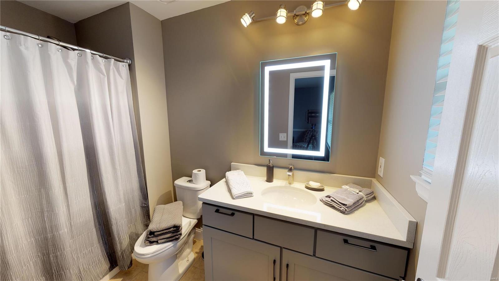 Reddington Oaks - Residential