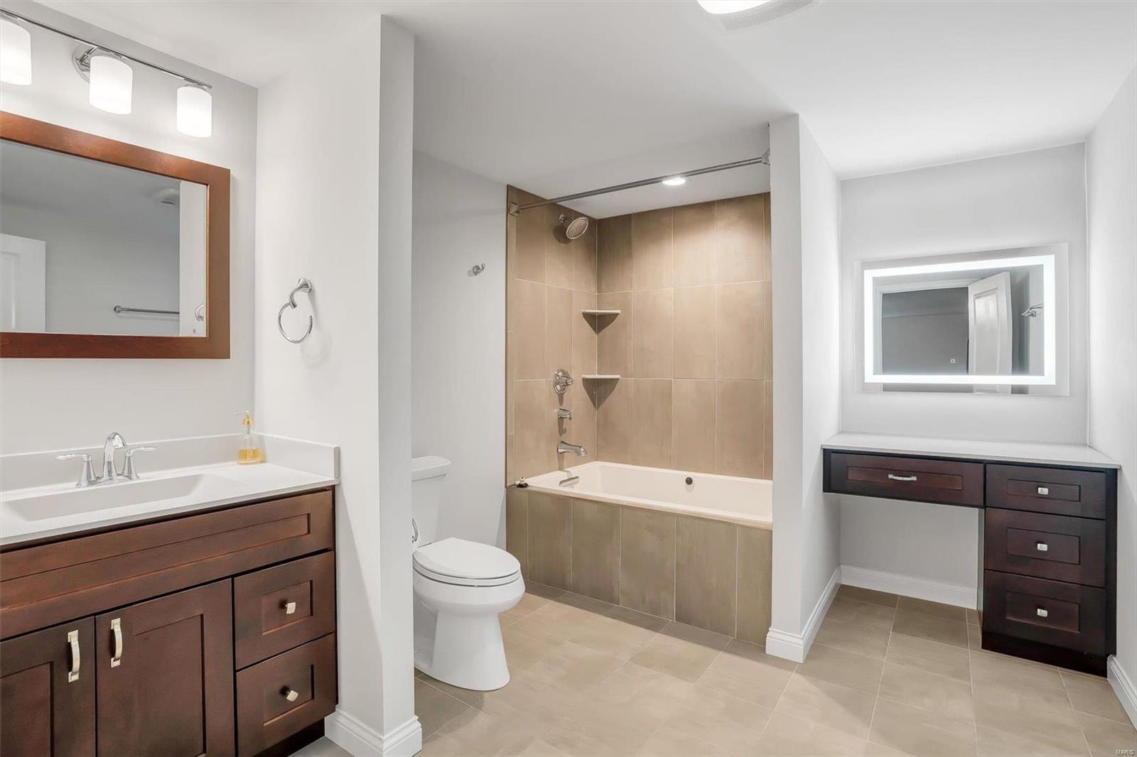 Wyndgate Village F #3 - Residential