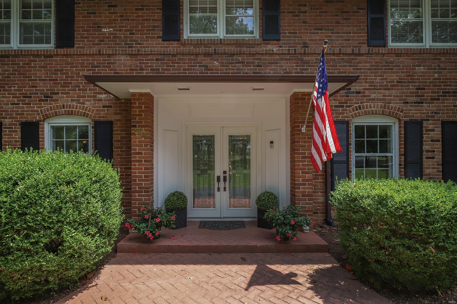 Frontenac - Residential