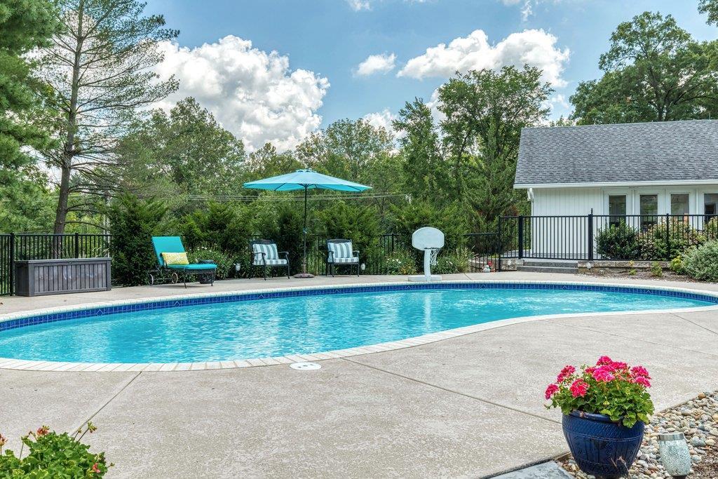 Willow Pond Farm - Residential