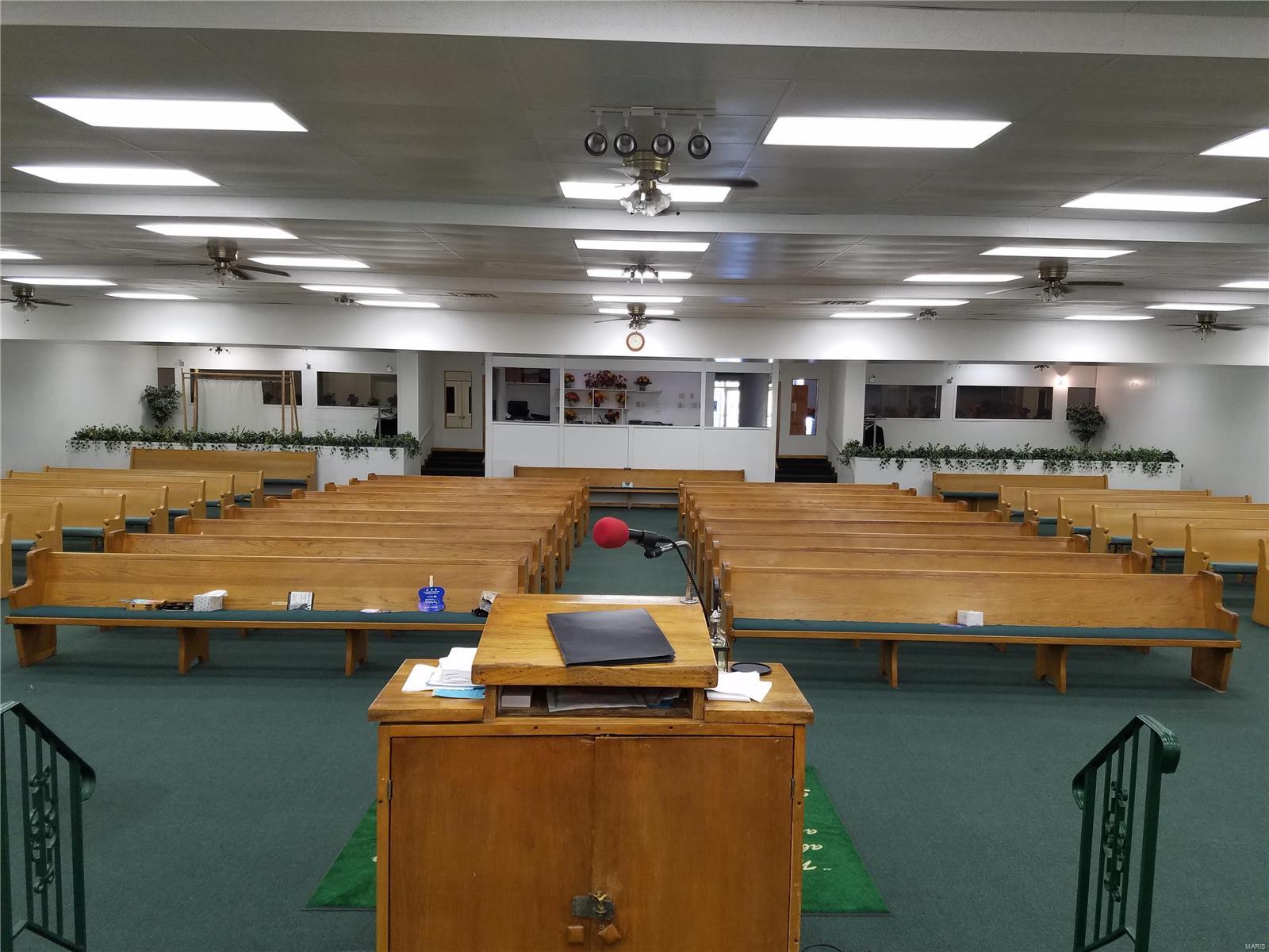 Kinloch Park - Commercial Sale