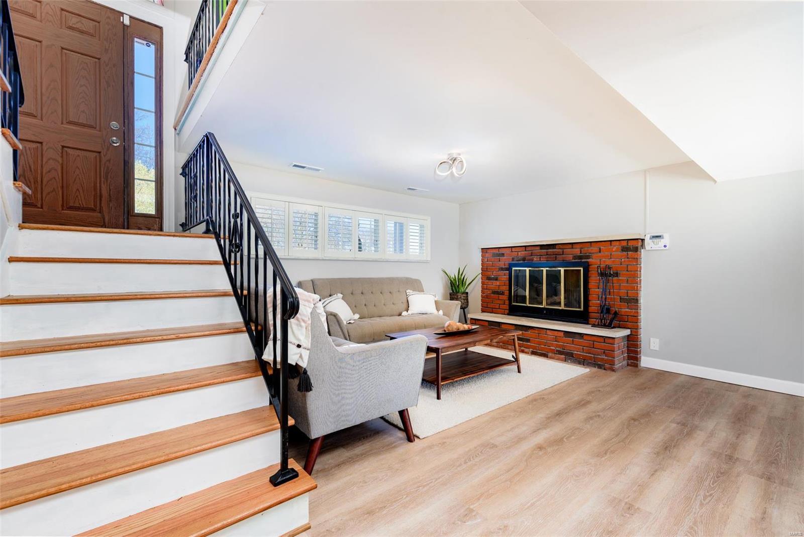 Twin Sisters - Residential