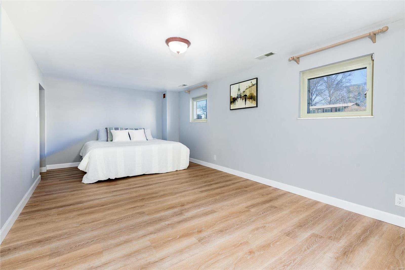 Twin Sisters - Residential