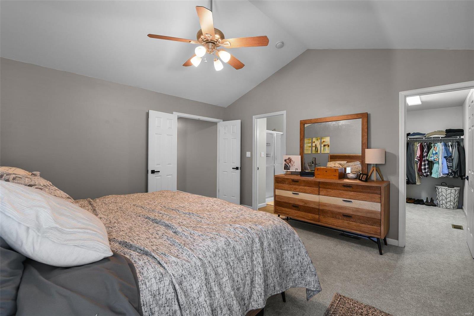 Stoney Mountain Village - Residential