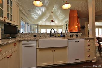 Dux Landing - Residential