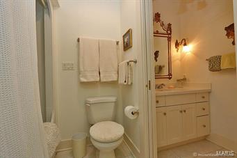 Dux Landing - Residential