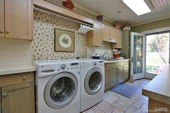 Dux Landing - Residential