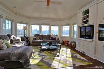 Dux Landing - Residential