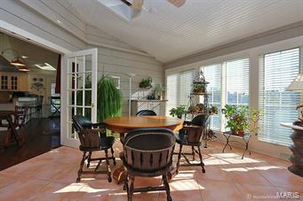 Dux Landing - Residential