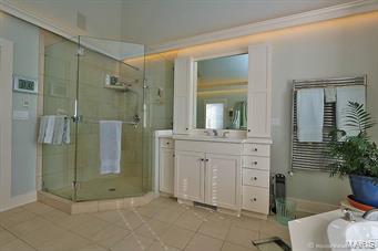 Dux Landing - Residential