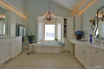 Dux Landing - Residential