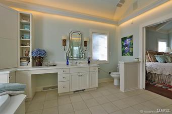 Dux Landing - Residential