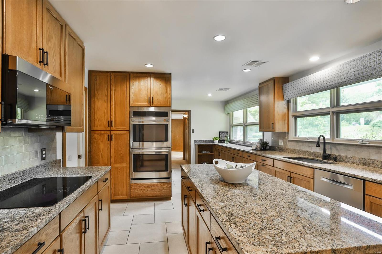 Oak Park Estates 2 - Residential