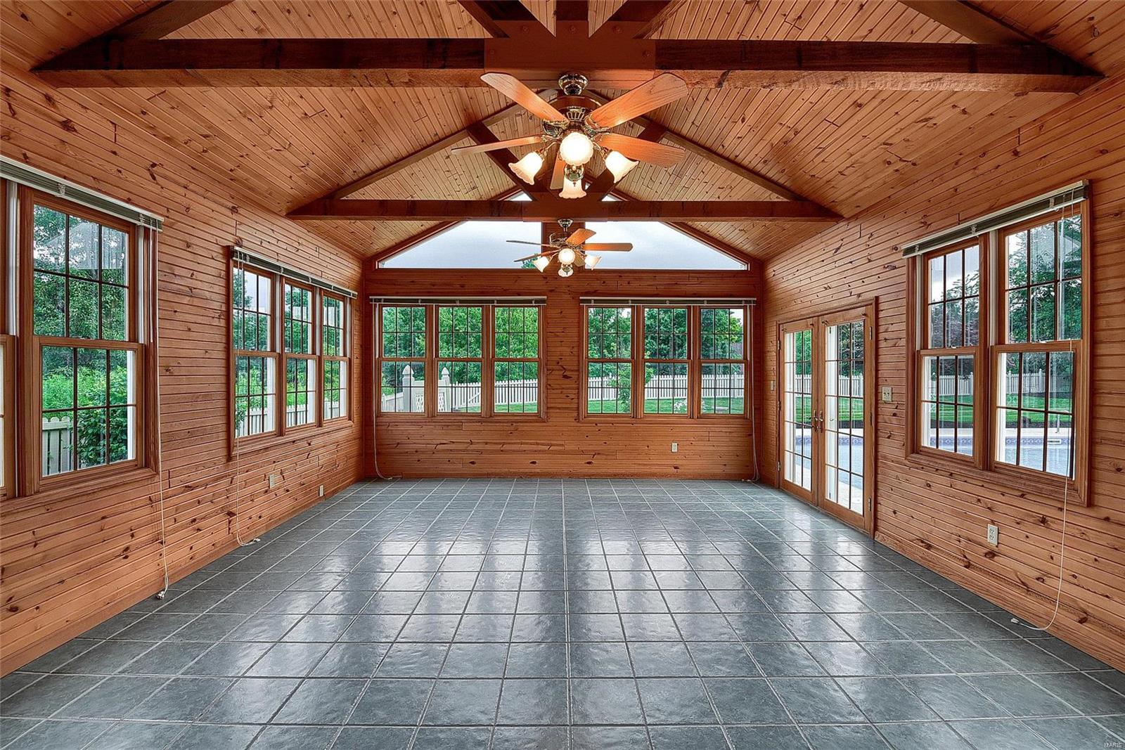 Oaks On Kiefer Creek The - Residential