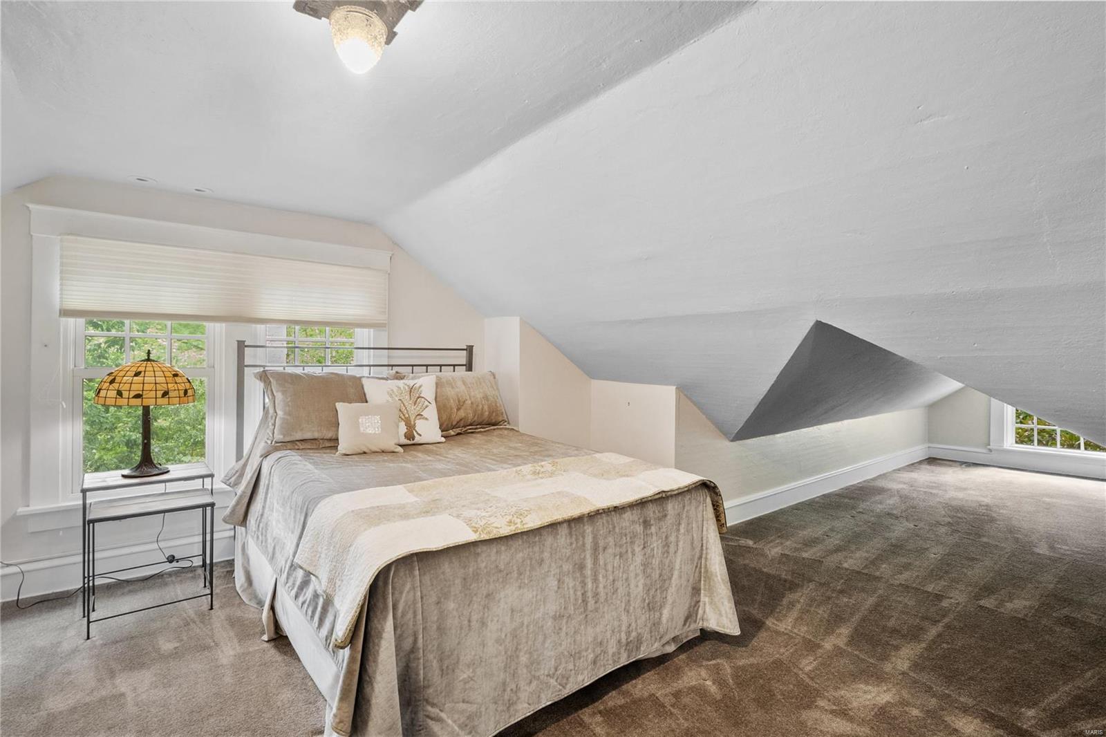 Oak Terrace - Residential