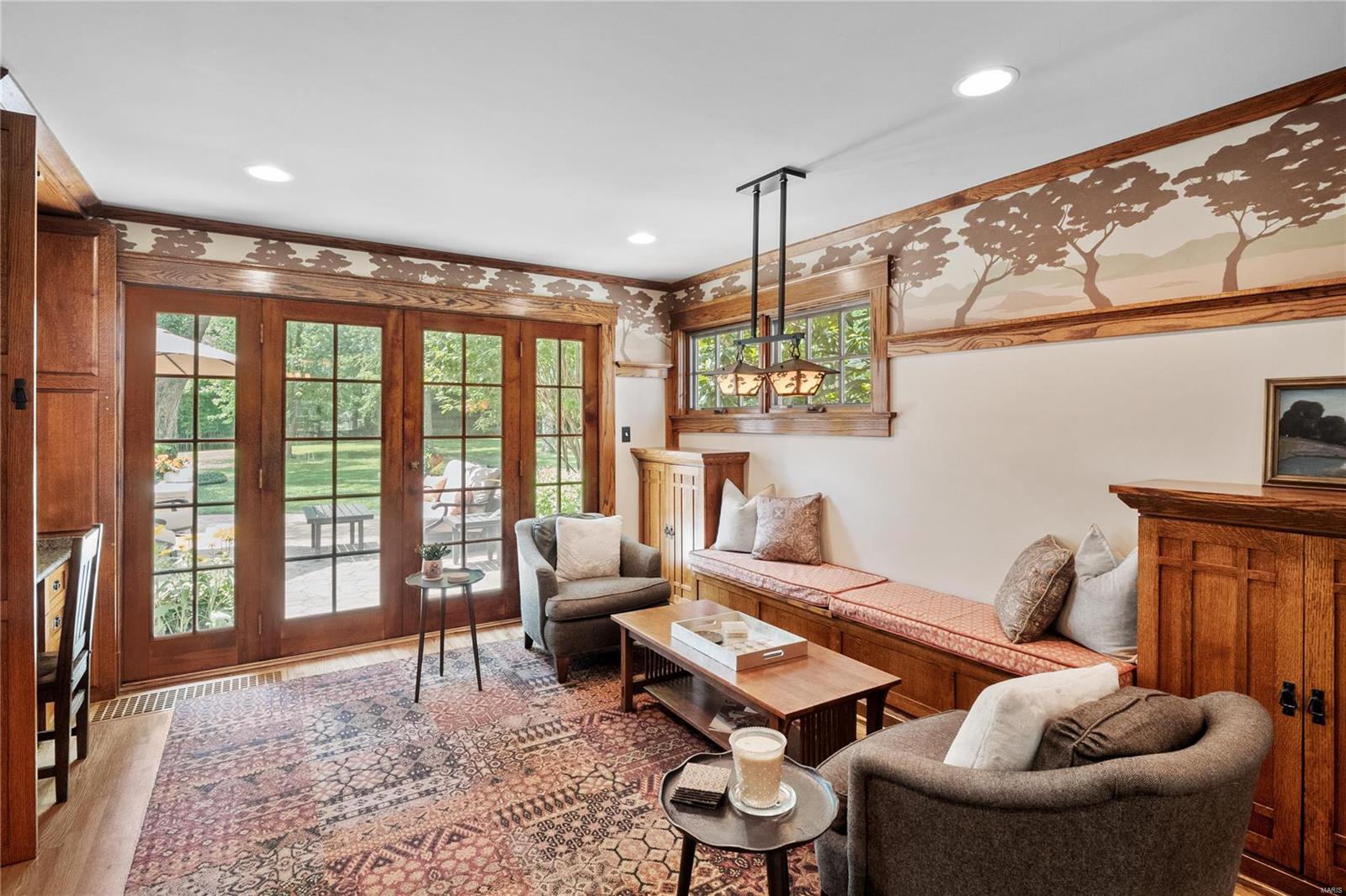 Oak Terrace - Residential