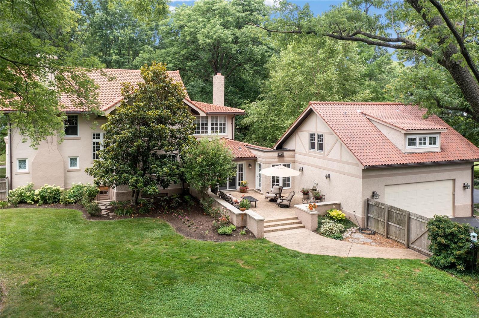 Oak Terrace - Residential