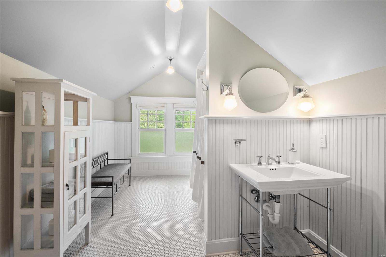 Oak Terrace - Residential