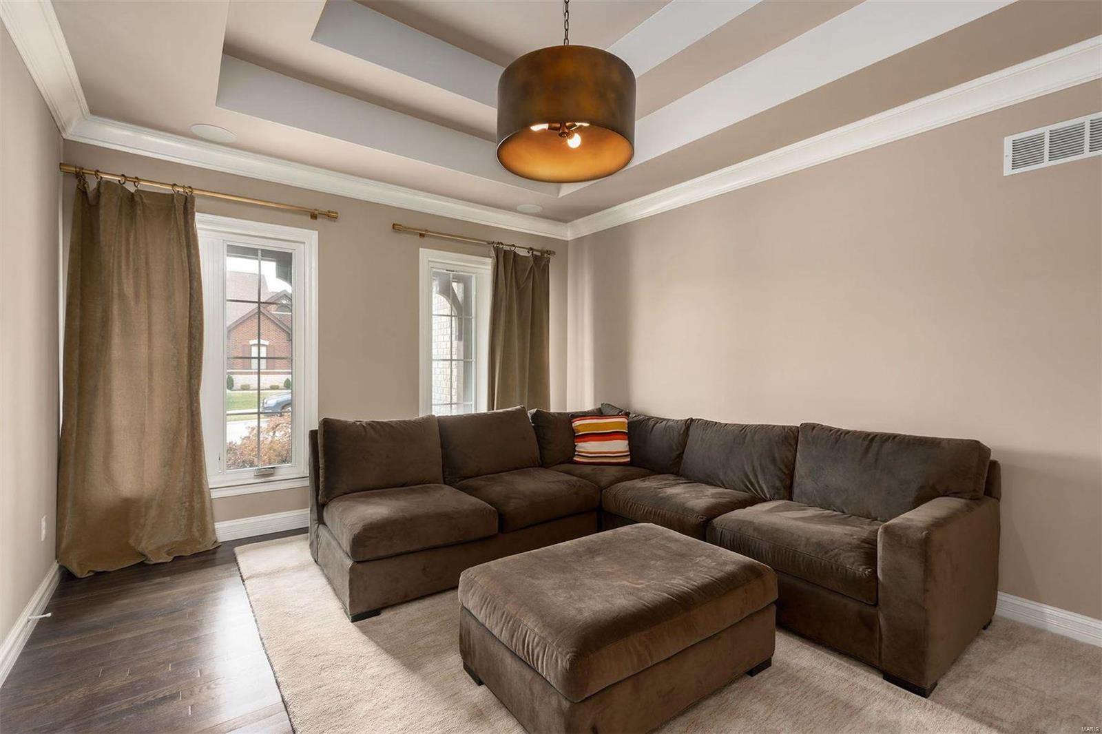 Enclave Bellerive Seven - Residential