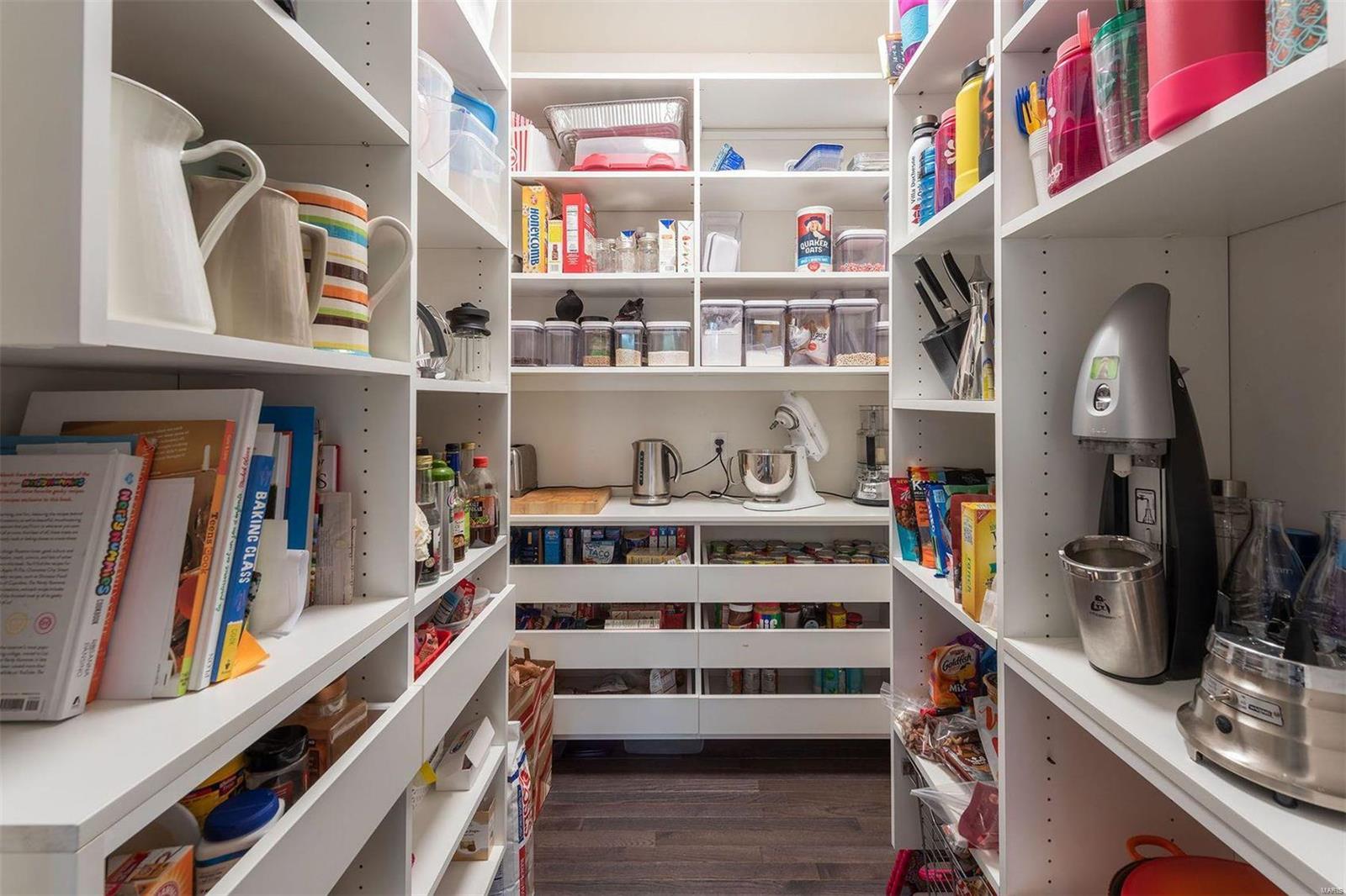 Enclave Bellerive Seven - Residential