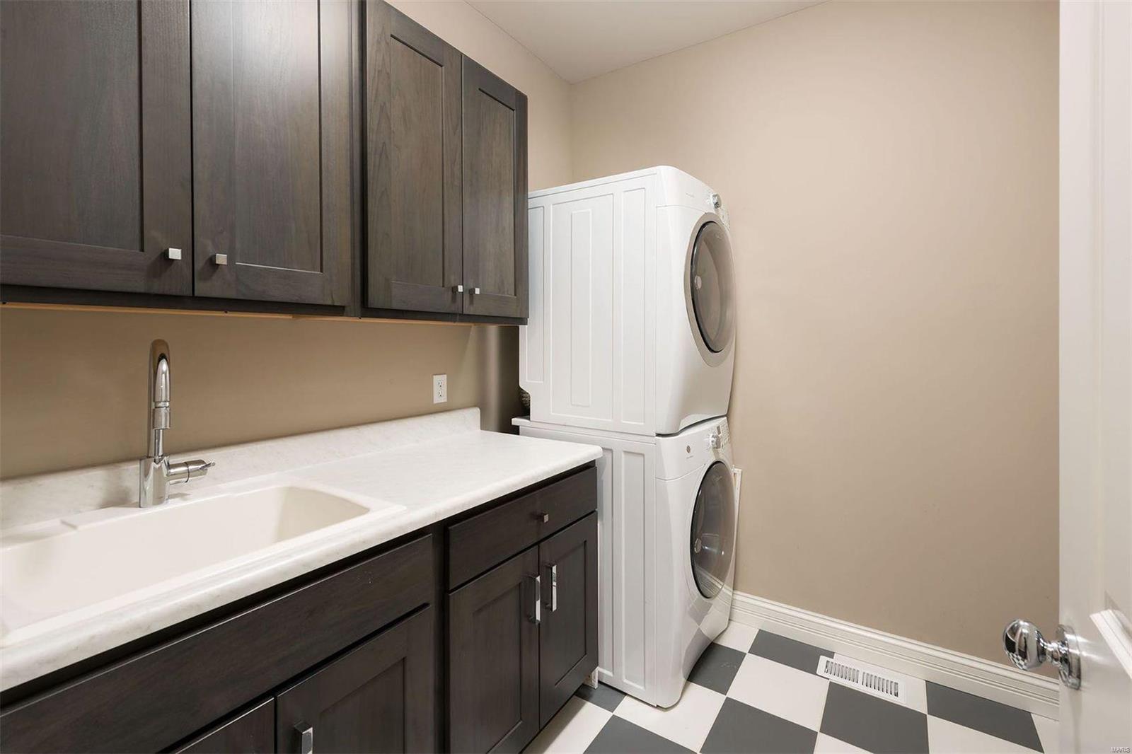 Enclave Bellerive Seven - Residential