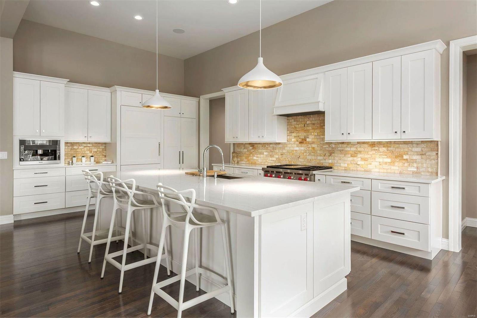 Enclave Bellerive Seven - Residential