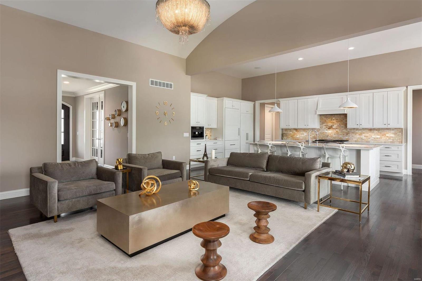 Enclave Bellerive Seven - Residential