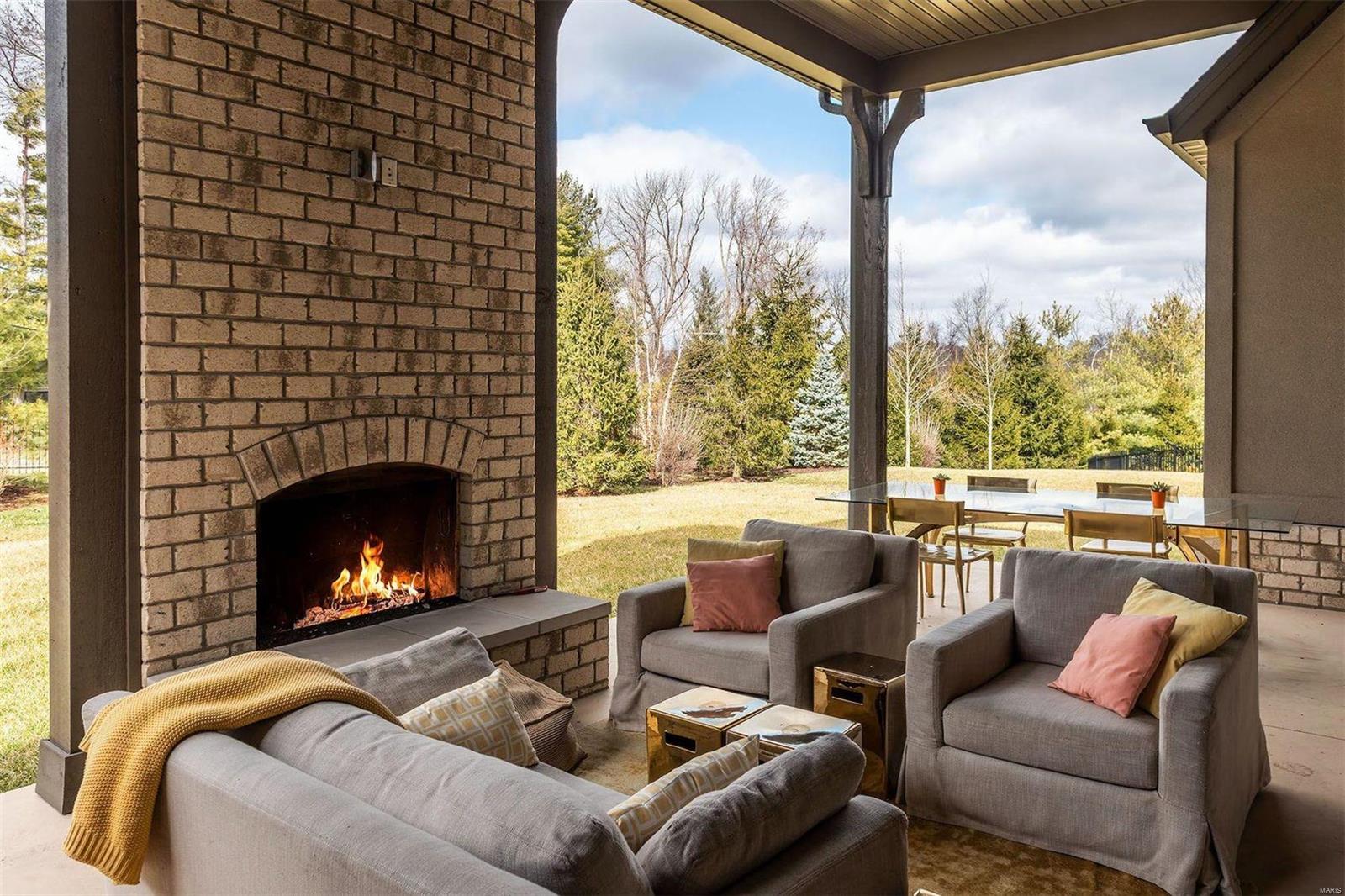 Enclave Bellerive Seven - Residential