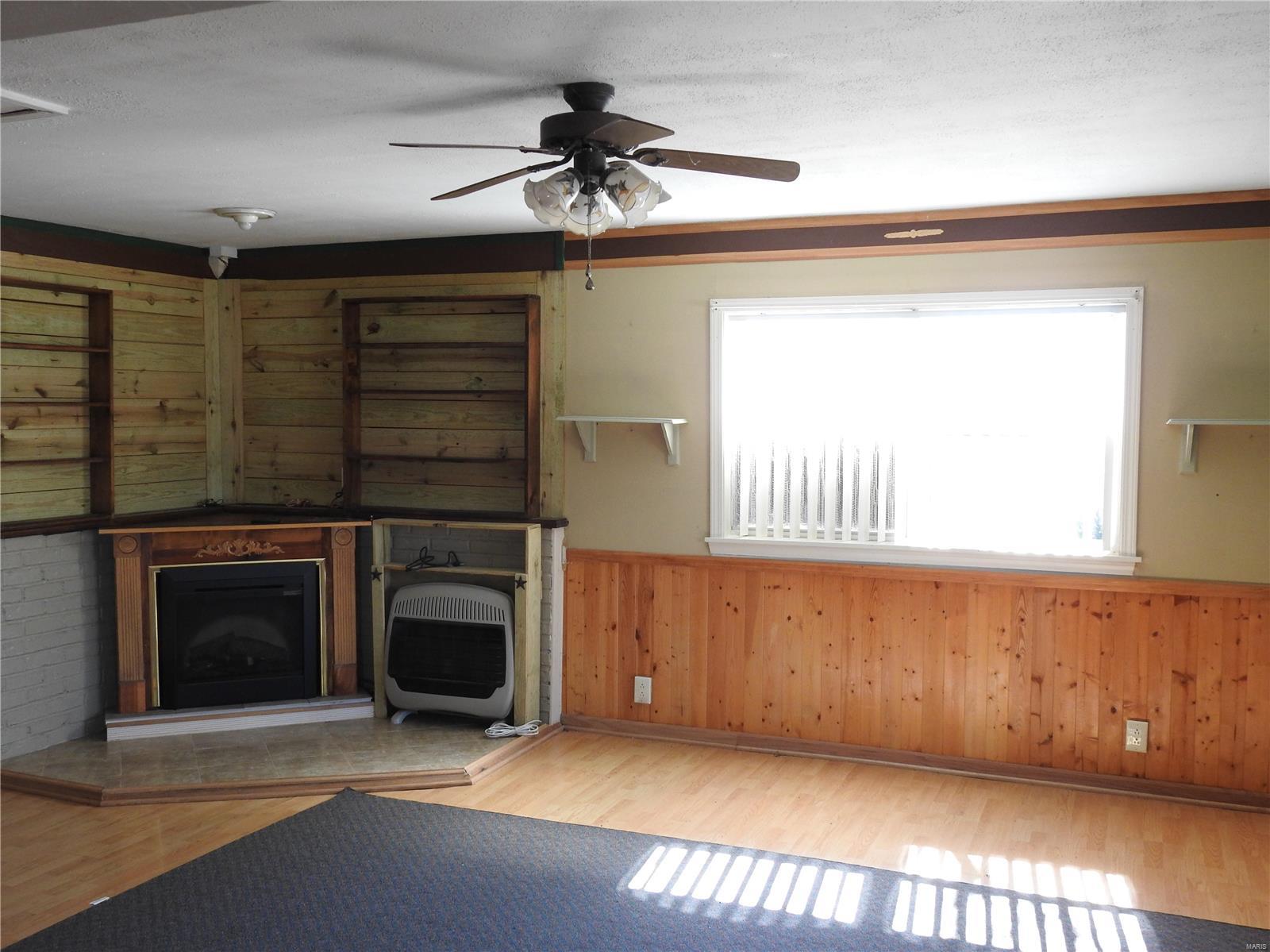 Lynna Heights - Residential