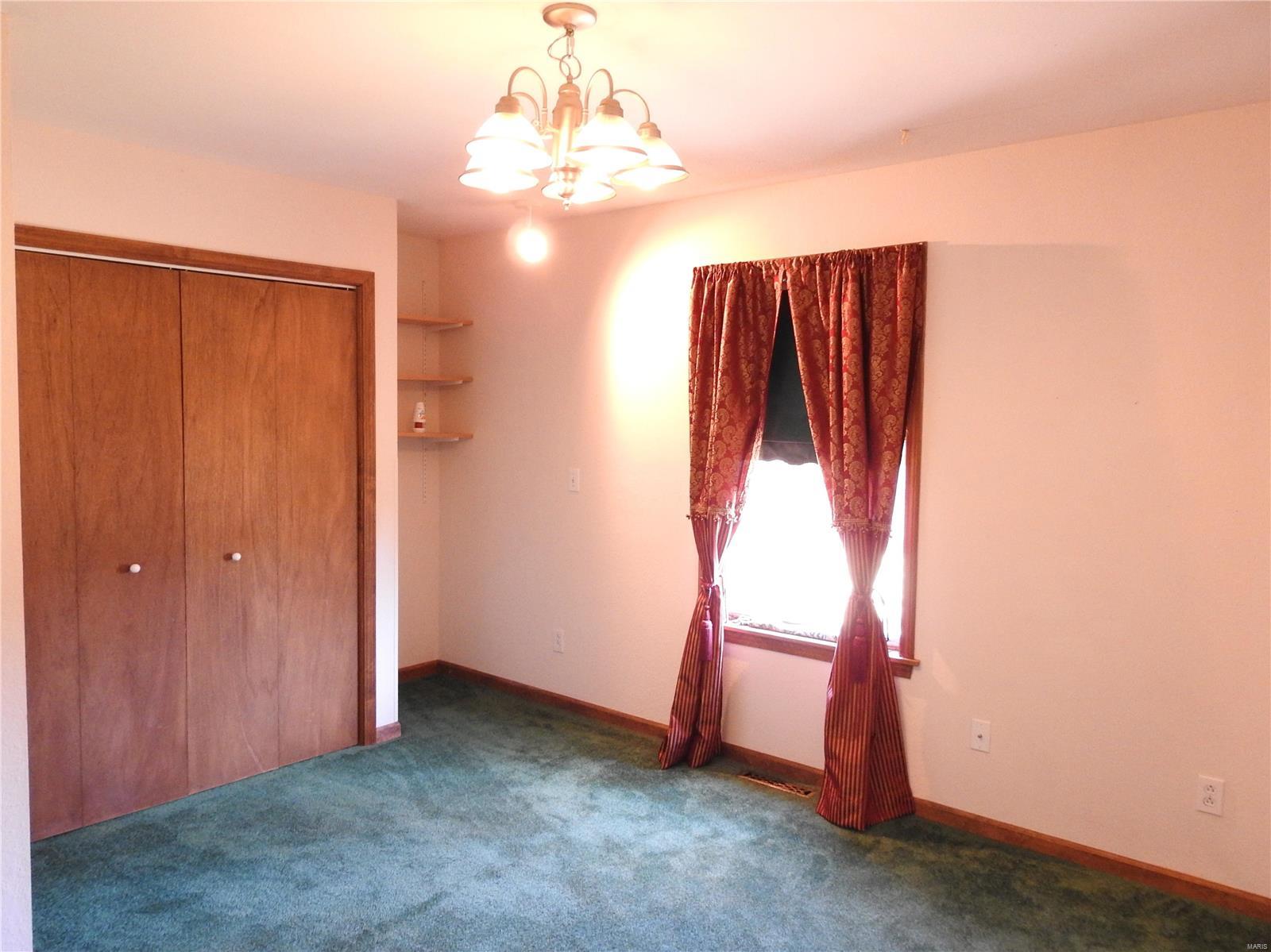 Lynna Heights - Residential