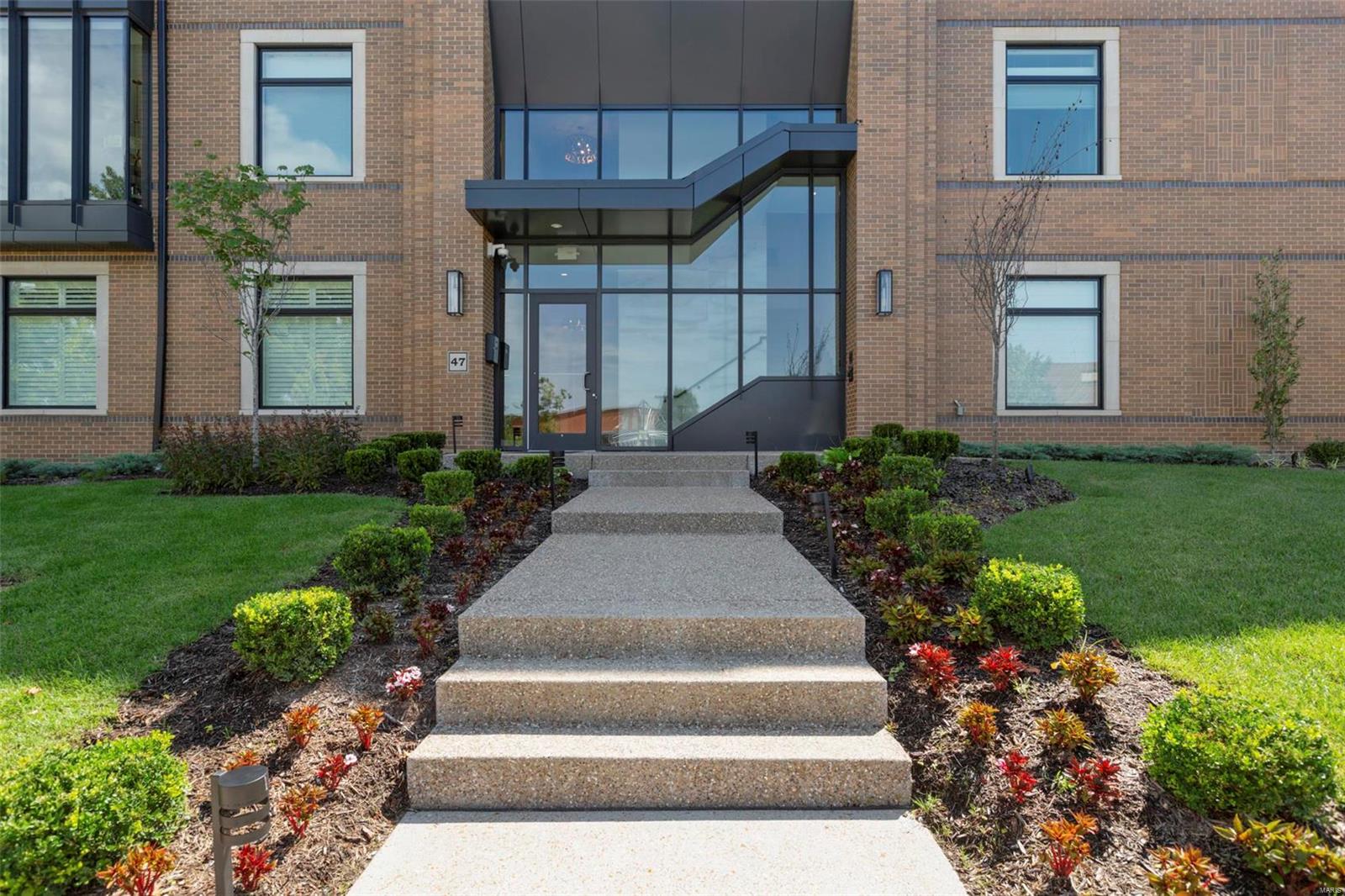 The Pearl - Residential