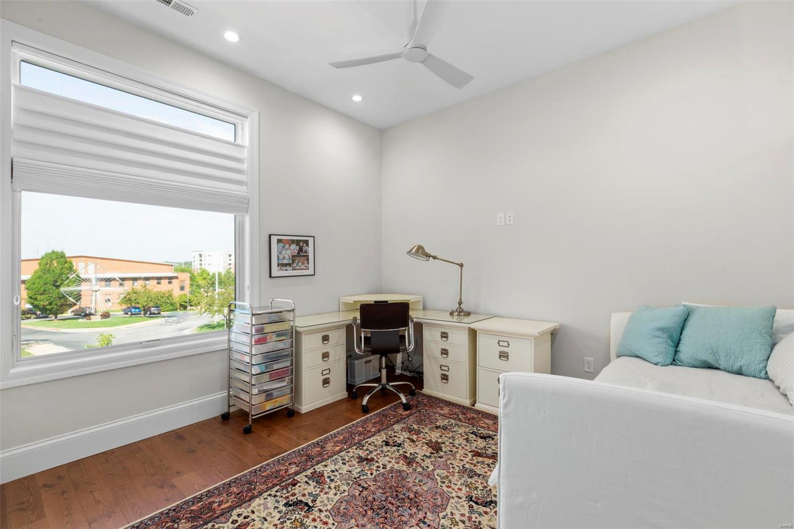 The Pearl - Residential