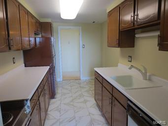Park Tower Condo - Residential