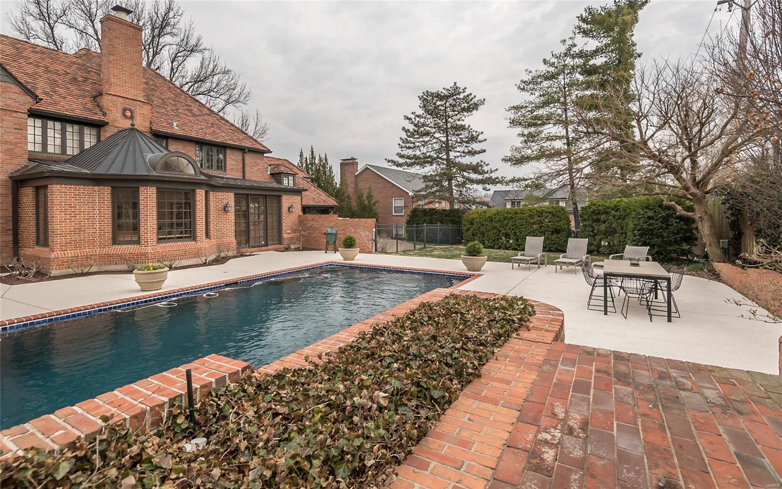 Lake Forest - Residential