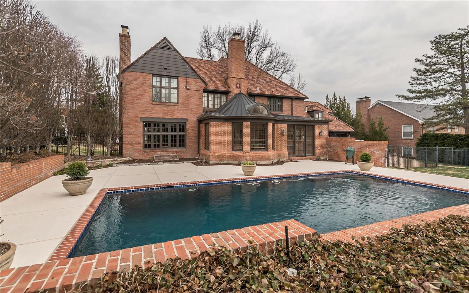 Lake Forest - Residential