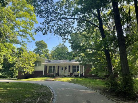 17421 Private Valley Lane Chesterfield MO 63005