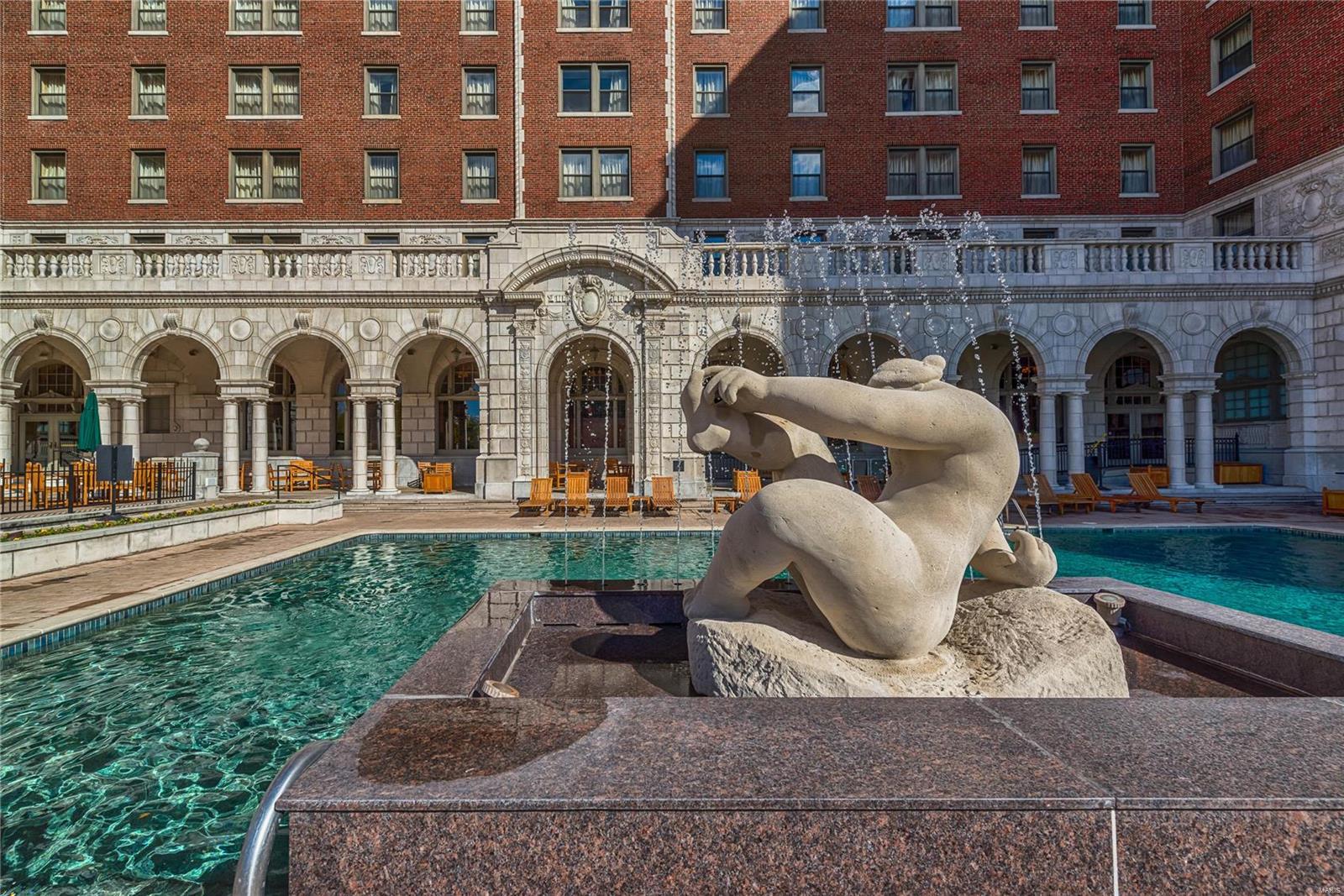 Park Plaza Residential Condo - Residential