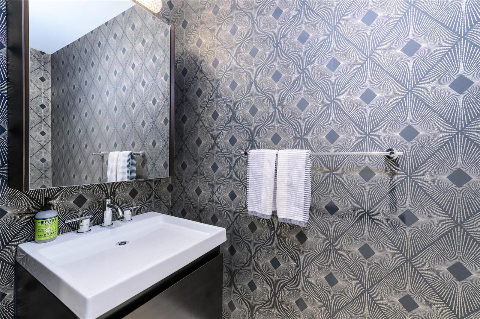 Park Plaza Residential Condo - Residential