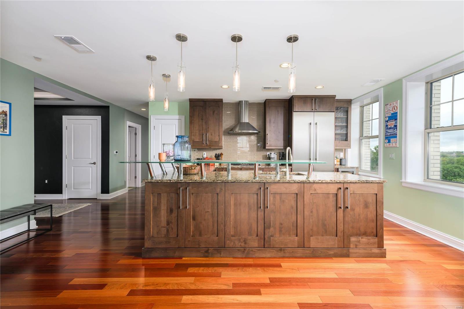 Park Plaza Residential Condo - Residential