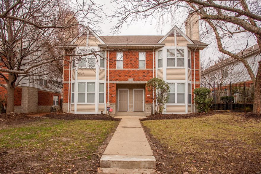 This MOVE-IN ready townhome has been well cared for, and sits on a lovely tree-lined street in the Central West End.  Enjoy convenient access to St. Louis University, Barnes Hospital, Forest Park, Whole Foods, Ikea and a long list of restaurants!  This unit offers a 2 car garage with a private entryway, in-unit laundry, open living areas with spacious, high ceilings in kitchen/dining/living areas, and a master suite on the 2nd floor!  The secluded backyard is fully fenced with a perfect patio for entertaining and or enjoying dinner outdoors in the nice weather!  Seller is selling "AS-IS", as well as the unit next door (4109 & 4111 Westminster are both for sale by same seller).  CALL TODAY -  THIS ONE WON'T LAST LONG! Location: City, End Unit, Ground Level
