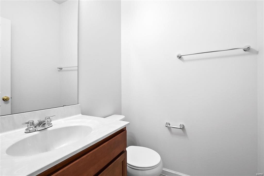 St Louis, Missouri 63146, United States, 4 Bedrooms Bedrooms, ,3 BathroomsBathrooms,Residential,Pending,19533