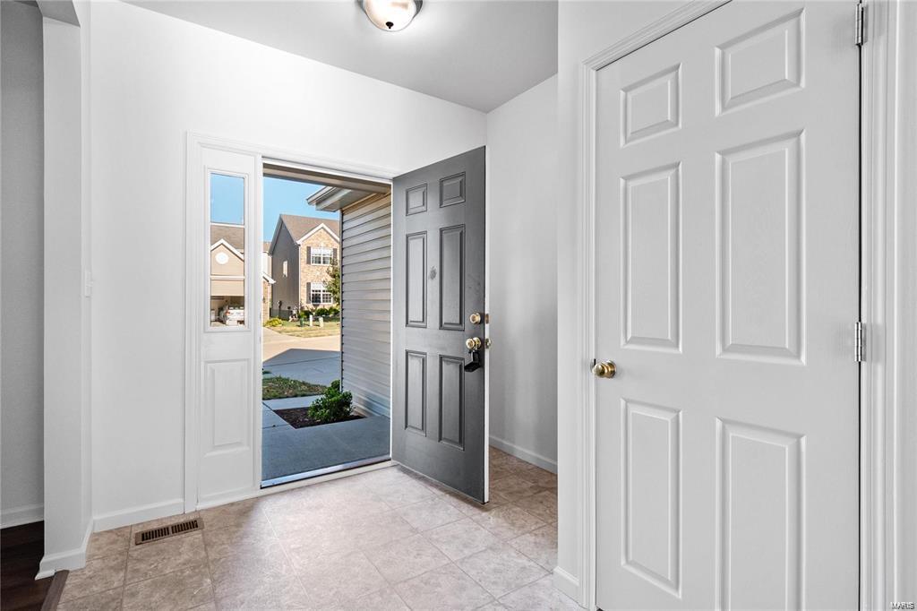 St Louis, Missouri 63146, United States, 4 Bedrooms Bedrooms, ,3 BathroomsBathrooms,Residential,Pending,19533