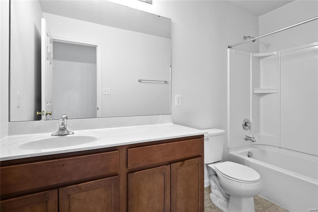 St Louis, Missouri 63146, United States, 4 Bedrooms Bedrooms, ,3 BathroomsBathrooms,Residential,Pending,19533