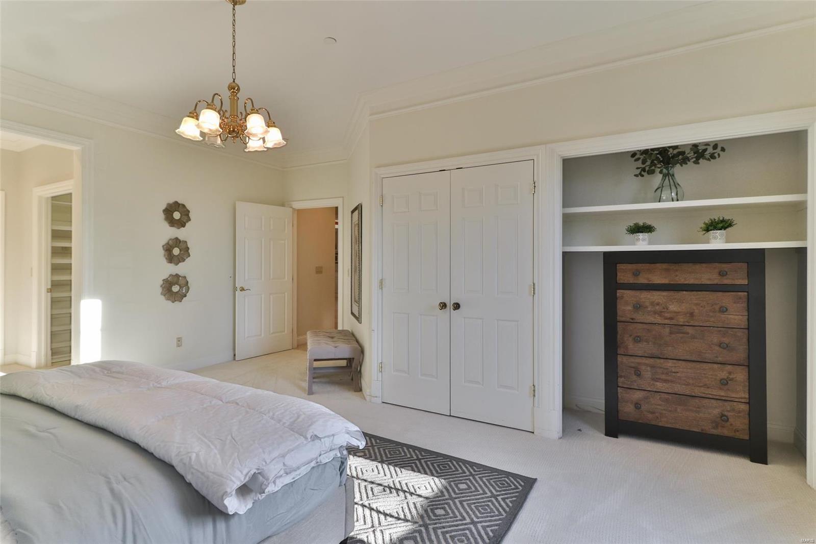 Shaw Place Condo - Residential