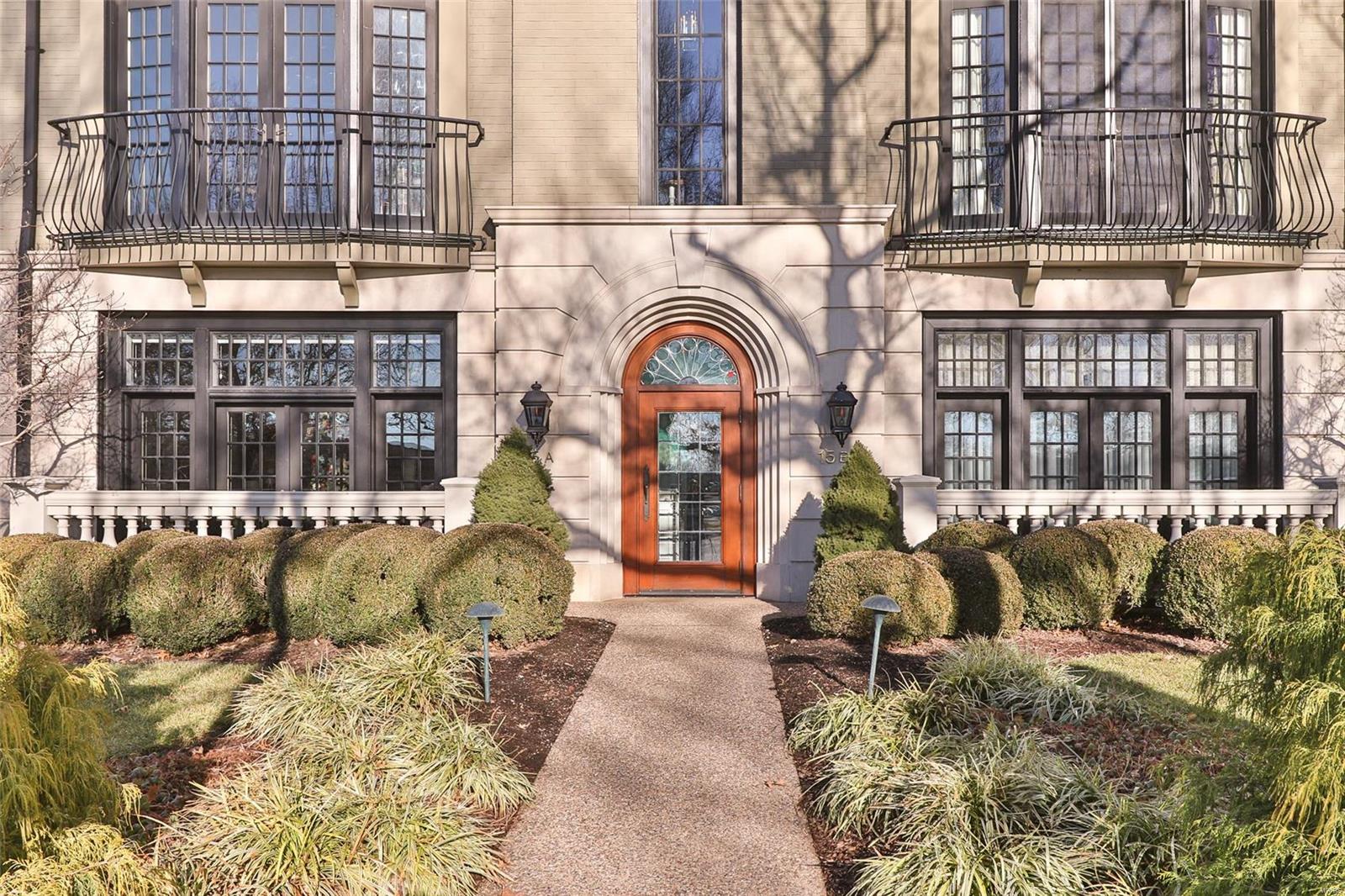 Shaw Place Condo - Residential