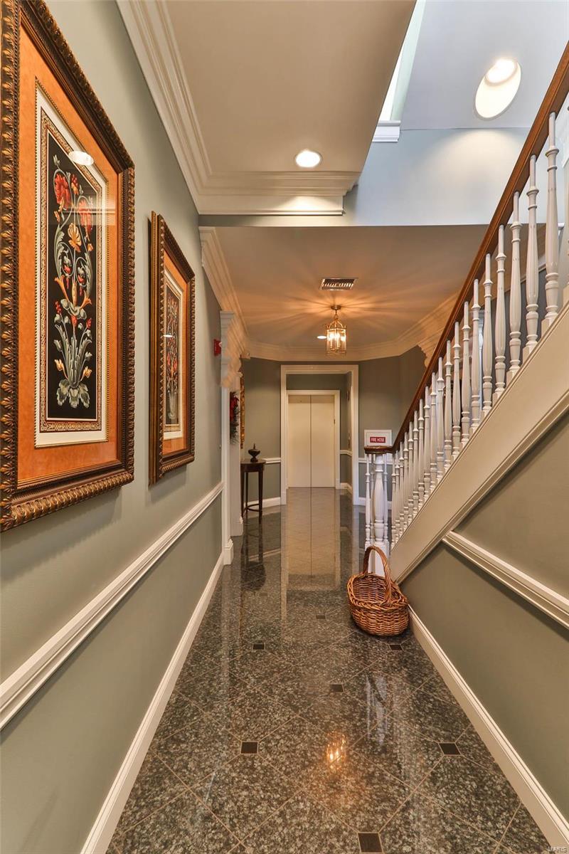 Shaw Place Condo - Residential